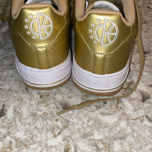 Nike Air Force 1 - Picture 3 of 12